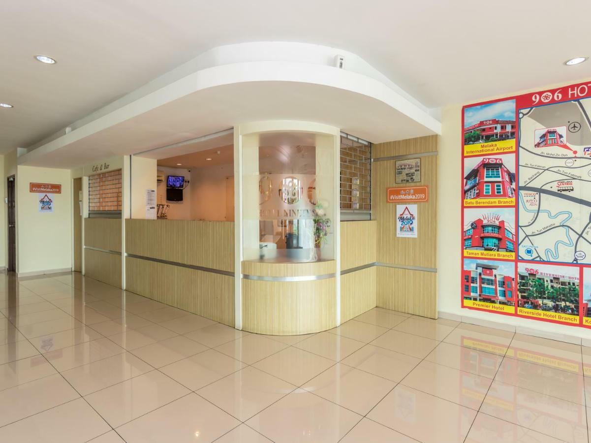 Hotel Oyo 1158 906 Airport à Malacca Extérieur photo