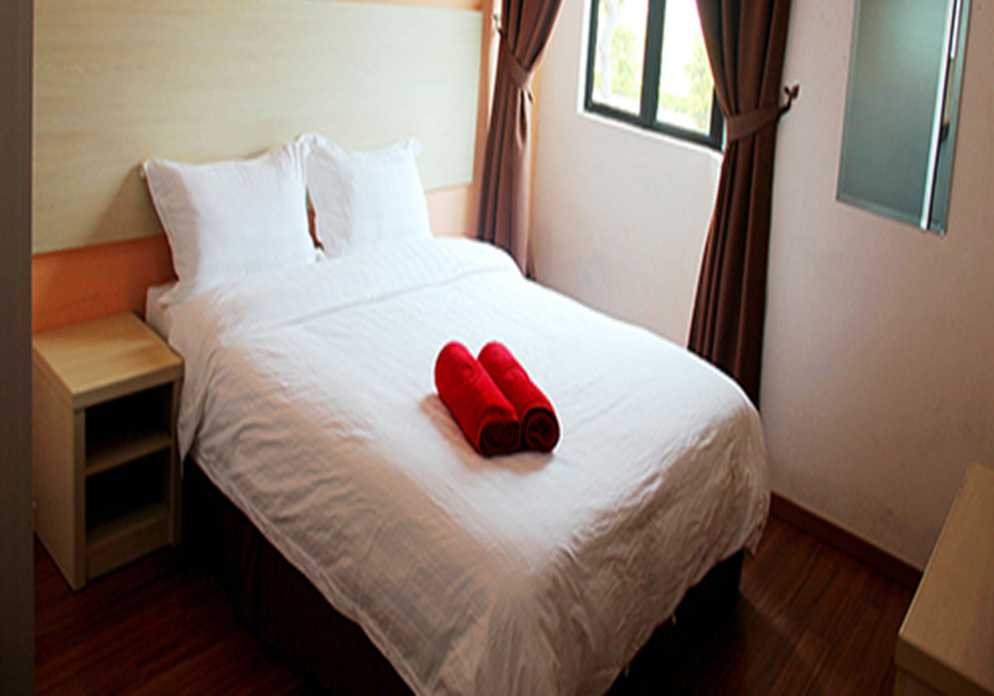 Hotel Oyo 1158 906 Airport à Malacca Extérieur photo