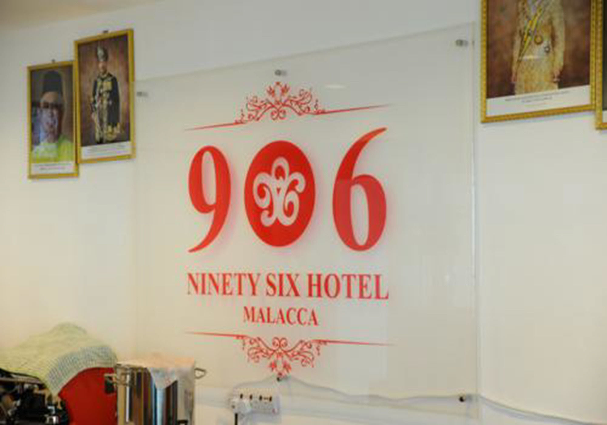Hotel Oyo 1158 906 Airport à Malacca Extérieur photo
